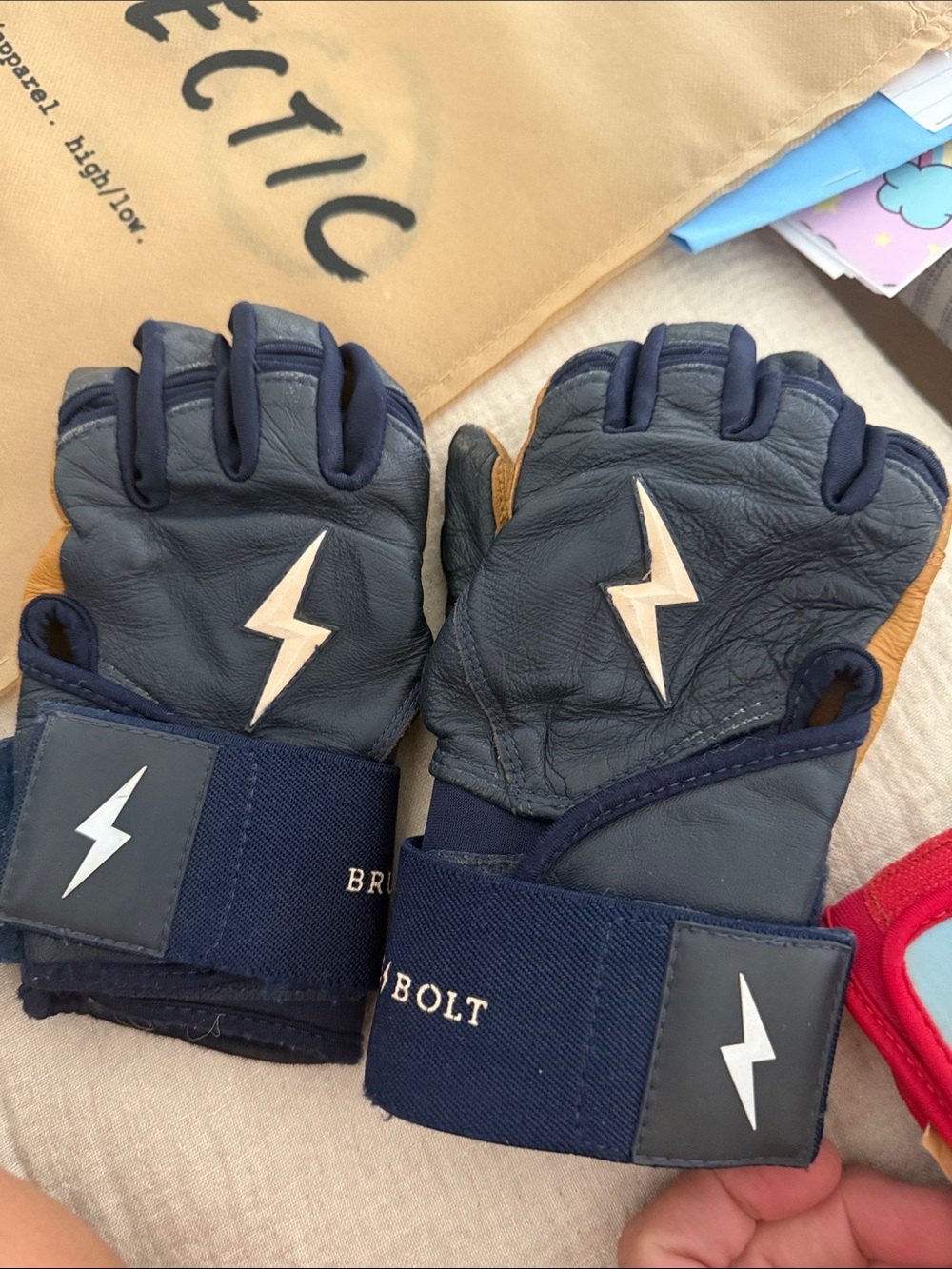 Bruce bolt Ym &xl Leather Work baseball gloves in Tan, Baby Blue & Red - Picture 8 of 14